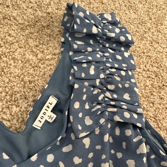 Jodifl Spotted Ruffle shoulder mini dress - Picture 4 of 4